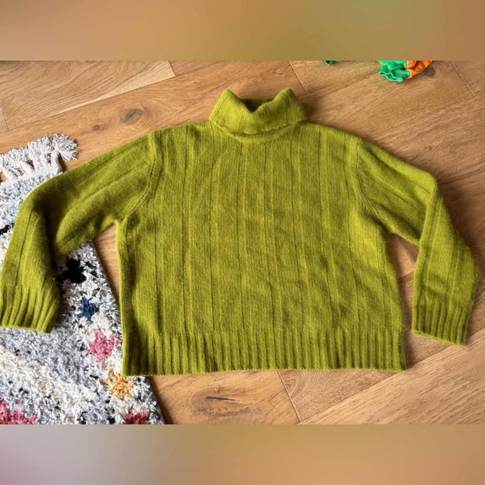 Moda International Green Turtleneck Sweater
